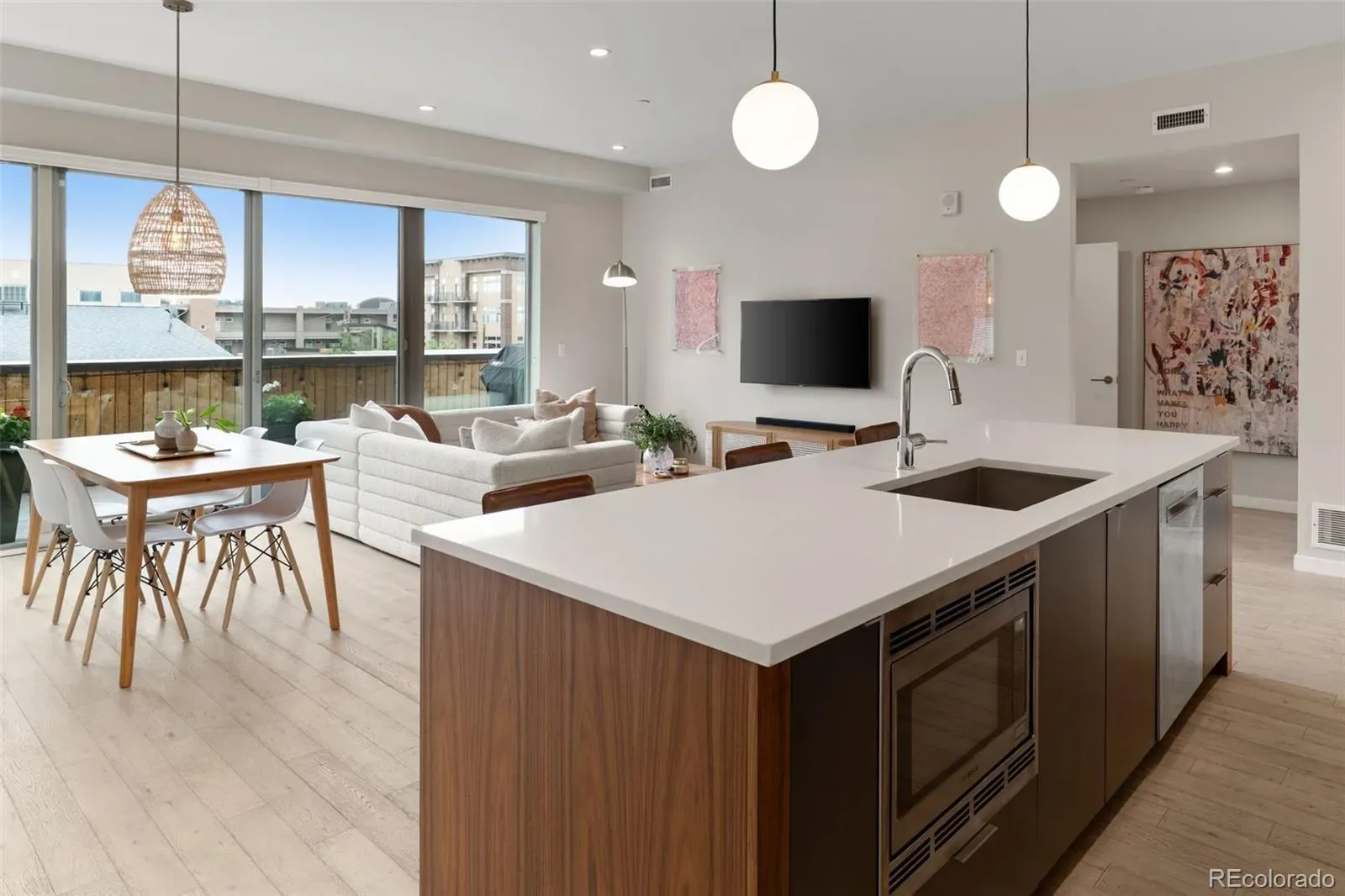 03102026002748 1600 4