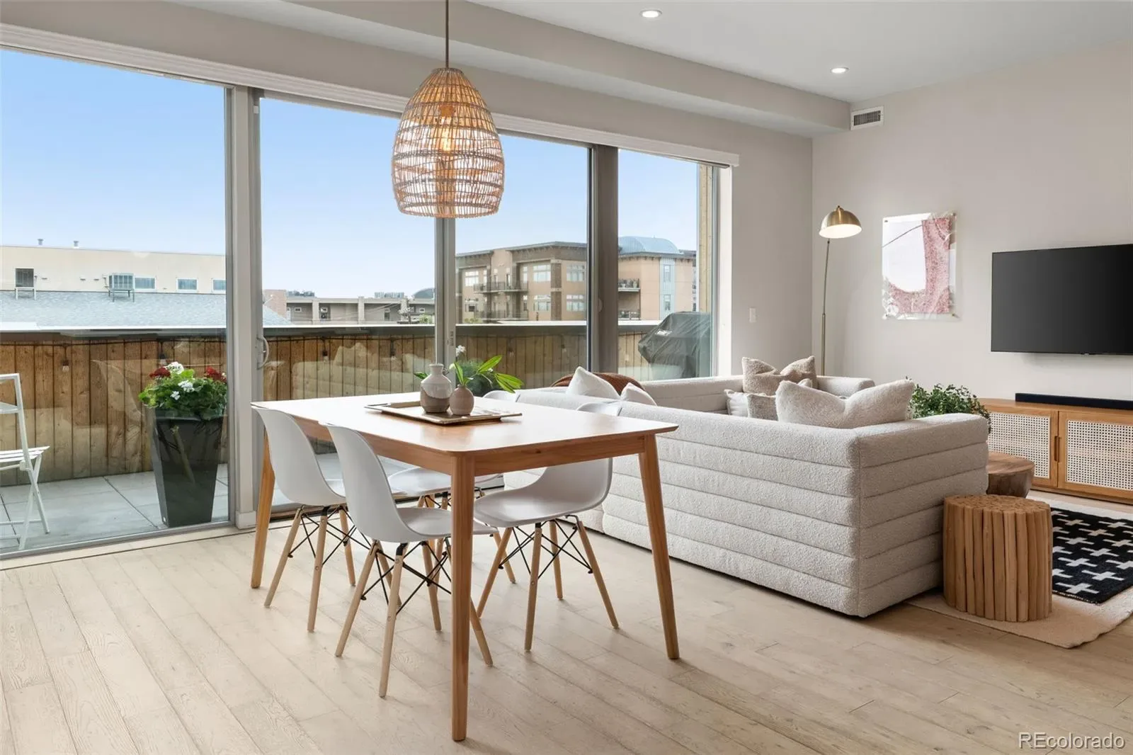 03102026002748 1600 7