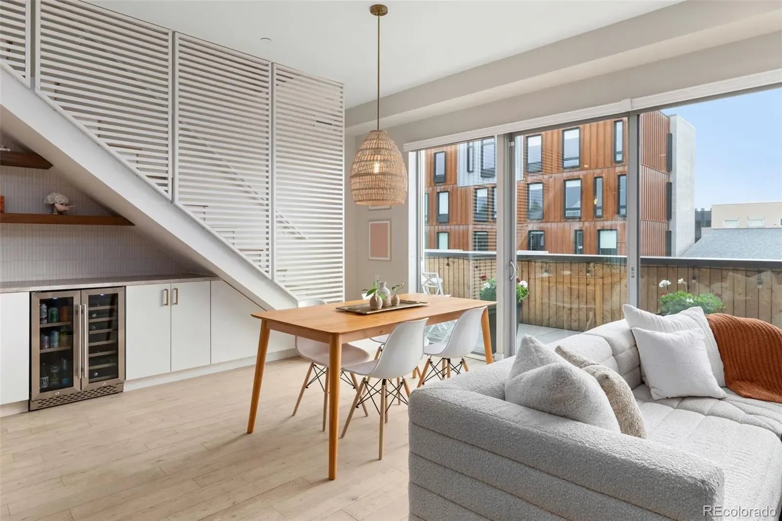 03102026002748 1600 8