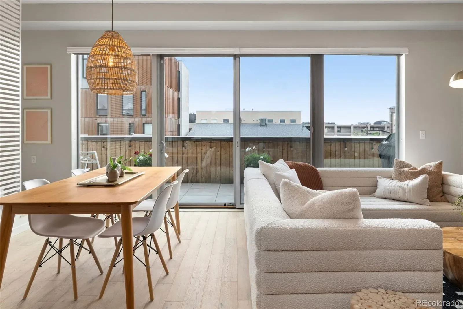 03102026002748 1600 9