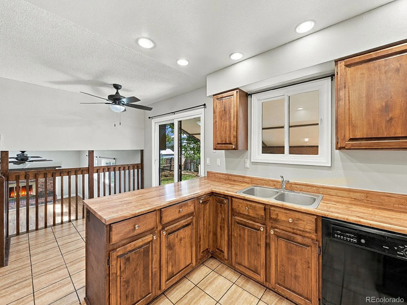 11052 E Ohio Place Aurora CO 80012 | MLS #REC4985983 10062026231447 1600 11