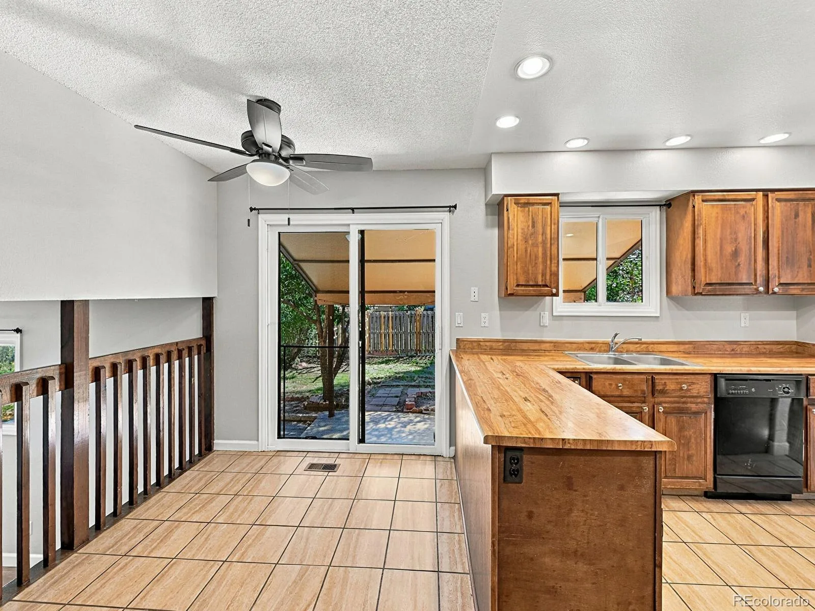 11052 E Ohio Place Aurora CO 80012 | MLS #REC4985983 10062026231447 1600 8
