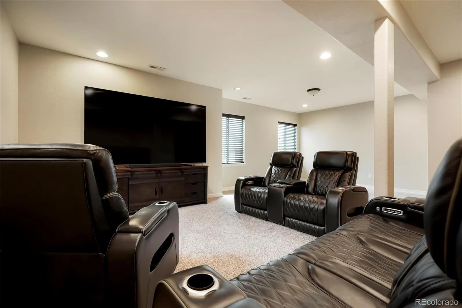 7995 Angel View Drive Frederick CO 80530 | MLS #REC4989244 08262026154748 1600 28