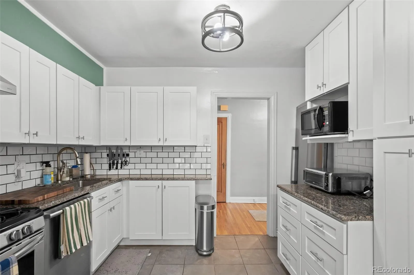 3850 E 17th Avenue #5 Denver CO 80206 MLS #REC4989250 05152026195711 1600 7