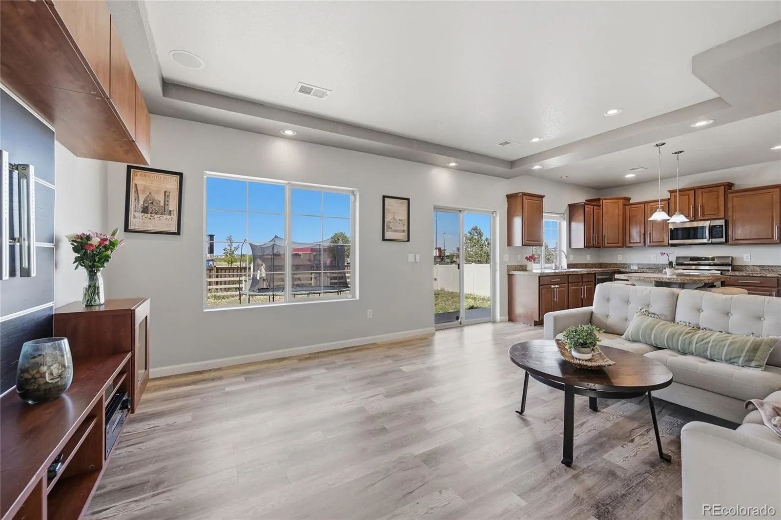 18261 E 47th Drive Denver CO 80249 MLS #REC4990633 05122026190447 1600 5