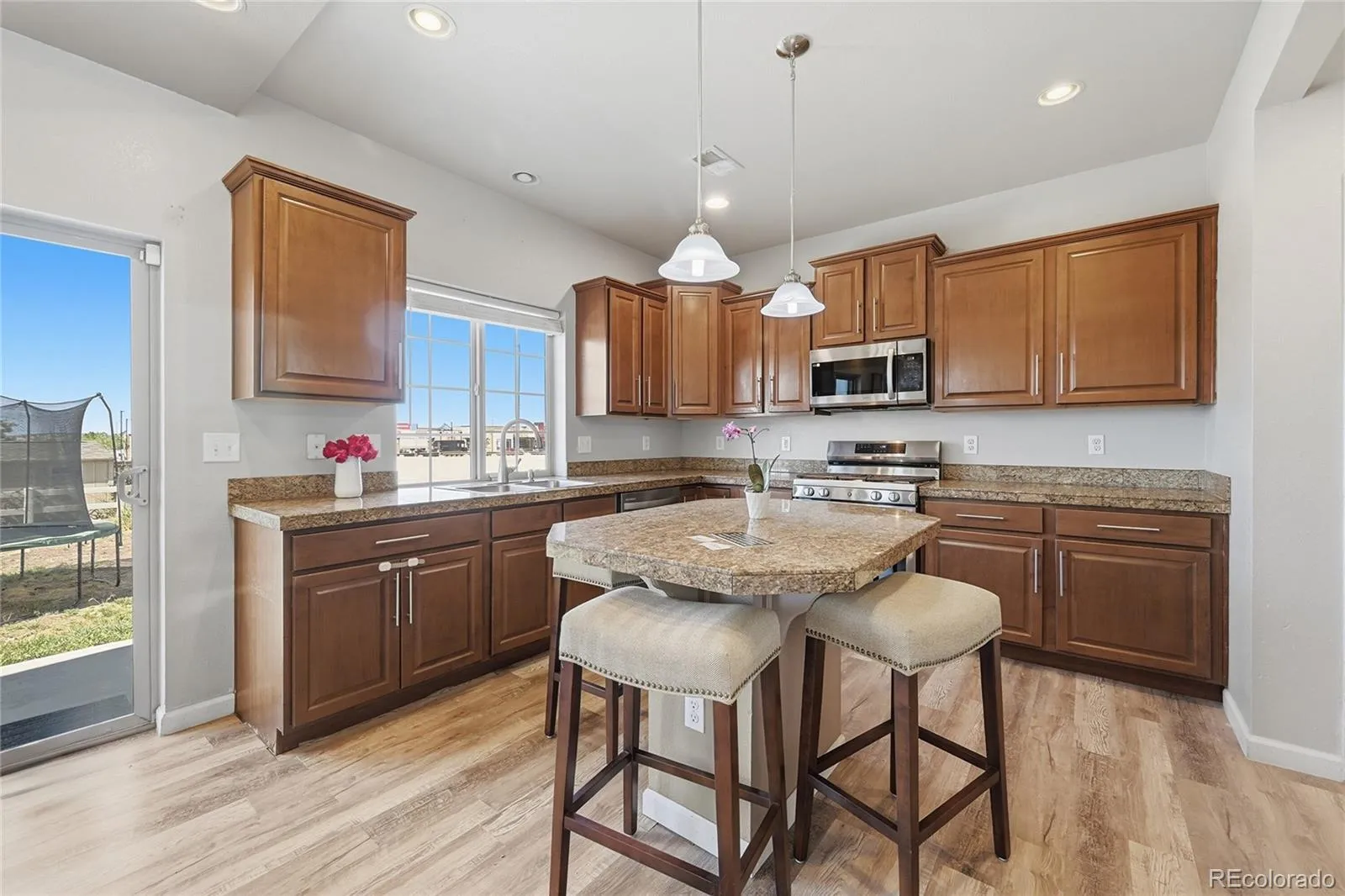 18261 E 47th Drive Denver CO 80249 MLS #REC4990633 05122026190447 1600 8