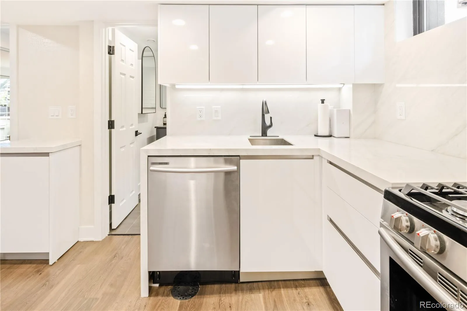 1453 S Lafayette Street Denver CO 80210 MLS #REC4991183 06022026185210 1600 28