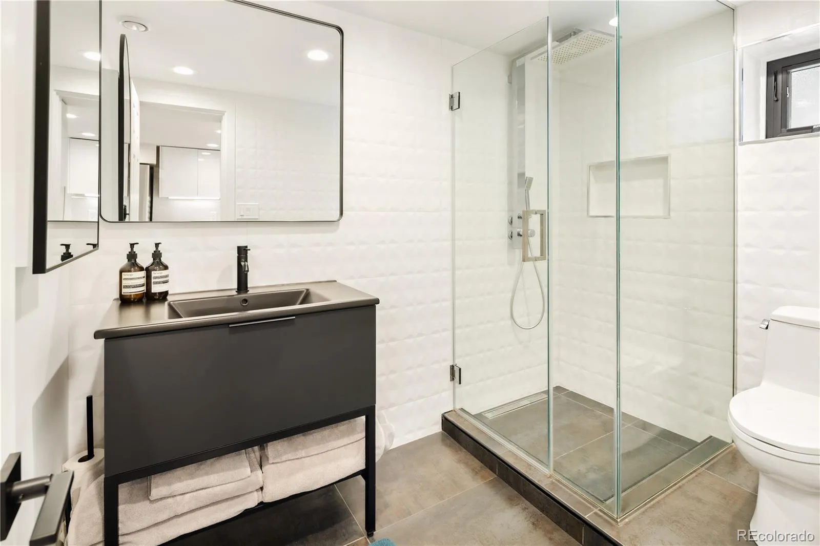 1453 S Lafayette Street Denver CO 80210 MLS #REC4991183 06022026185210 1600 29