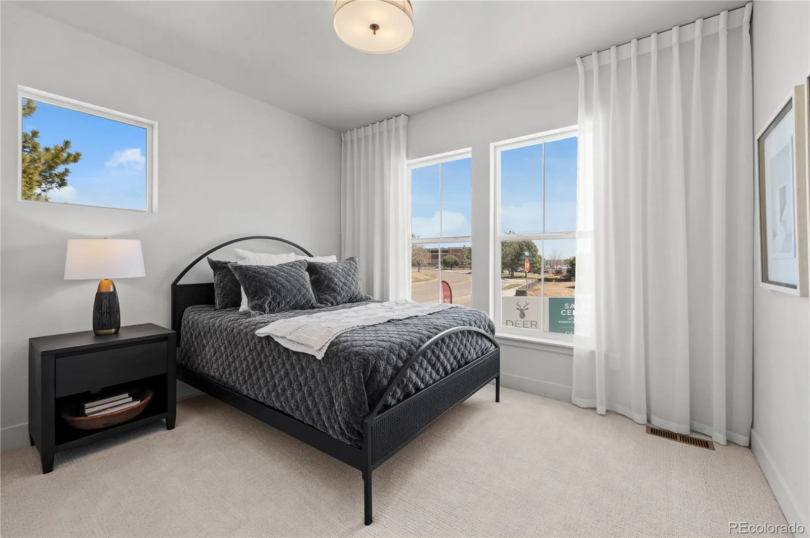 8258 S Quail Street Littleton CO 80127 | MLS #REC4992264 08182026151801 1600 23