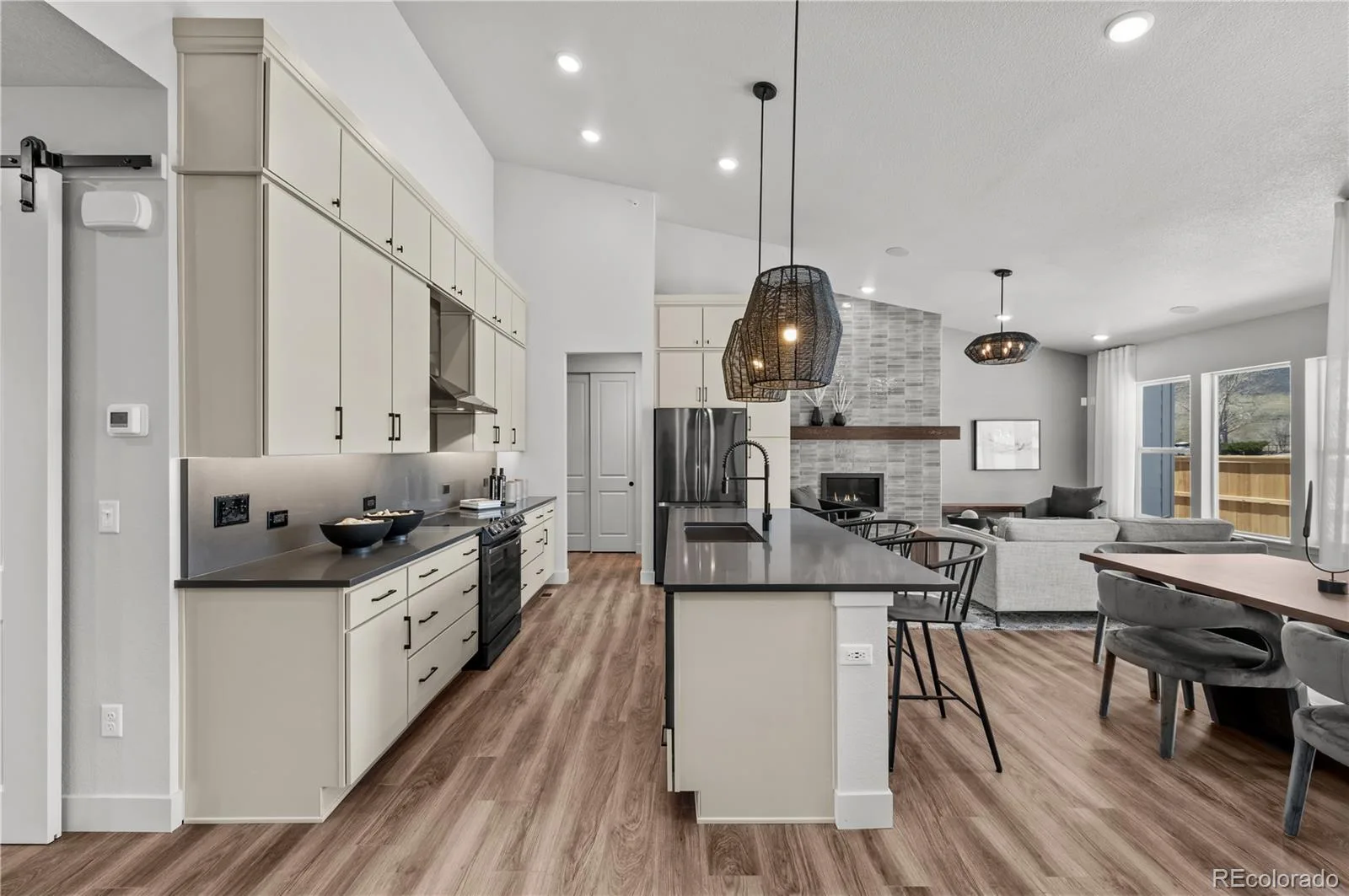 8258 S Quail Street Littleton CO 80127 | MLS #REC4992264 08182026151801 1600 3