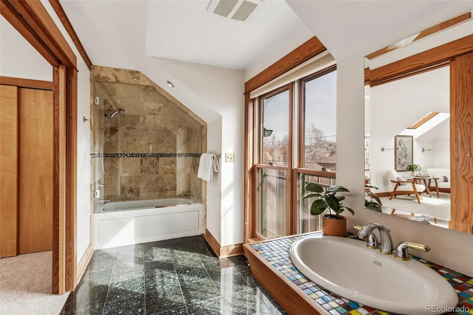 03142026012046 1600 25