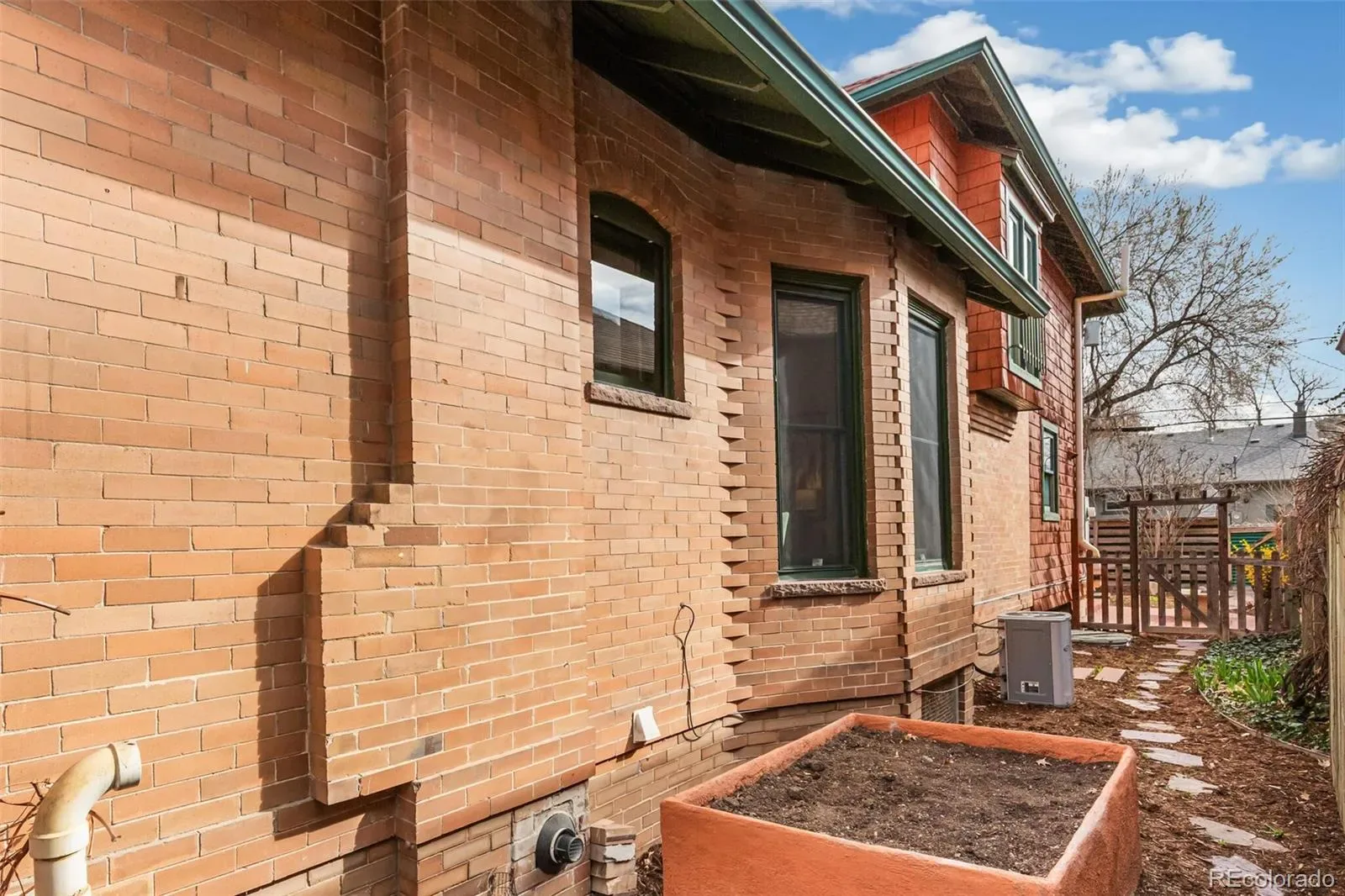 03142026012046 1600 38