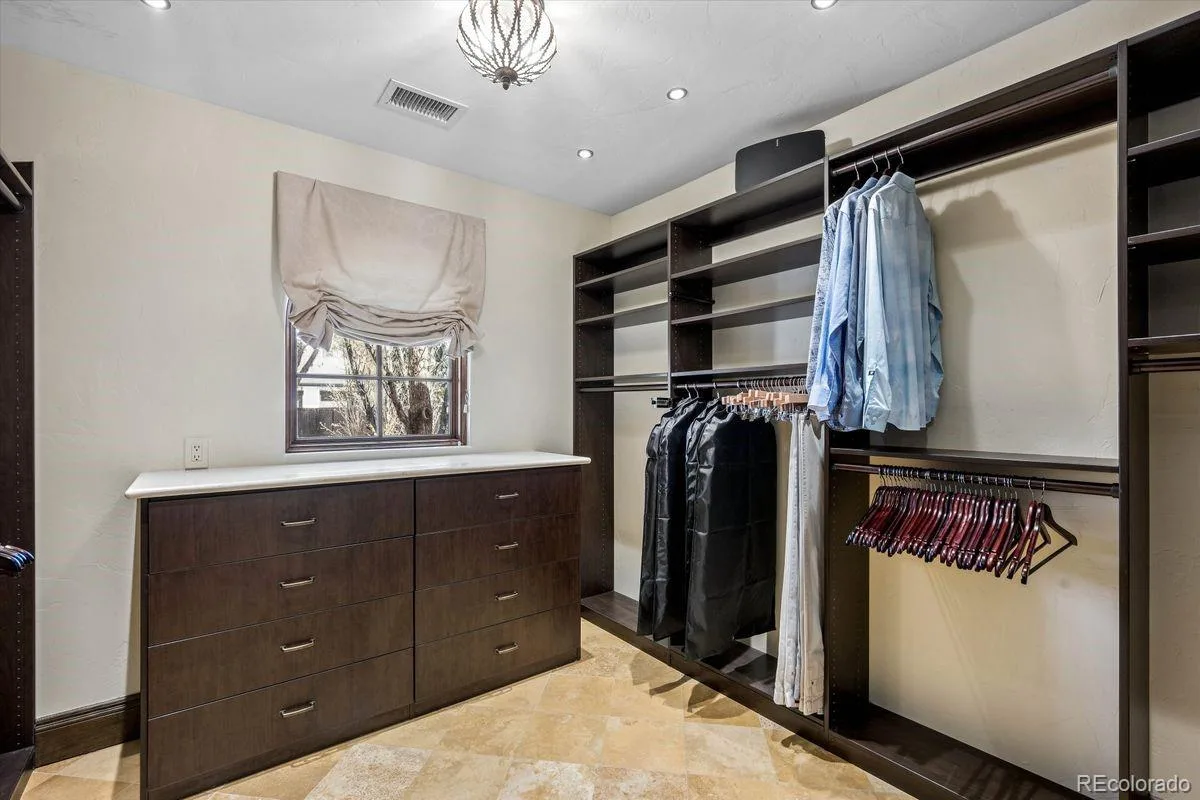 2550 S Columbine Street Denver CO 80210 MLS #REC4993614 07142026180341 1200 25
