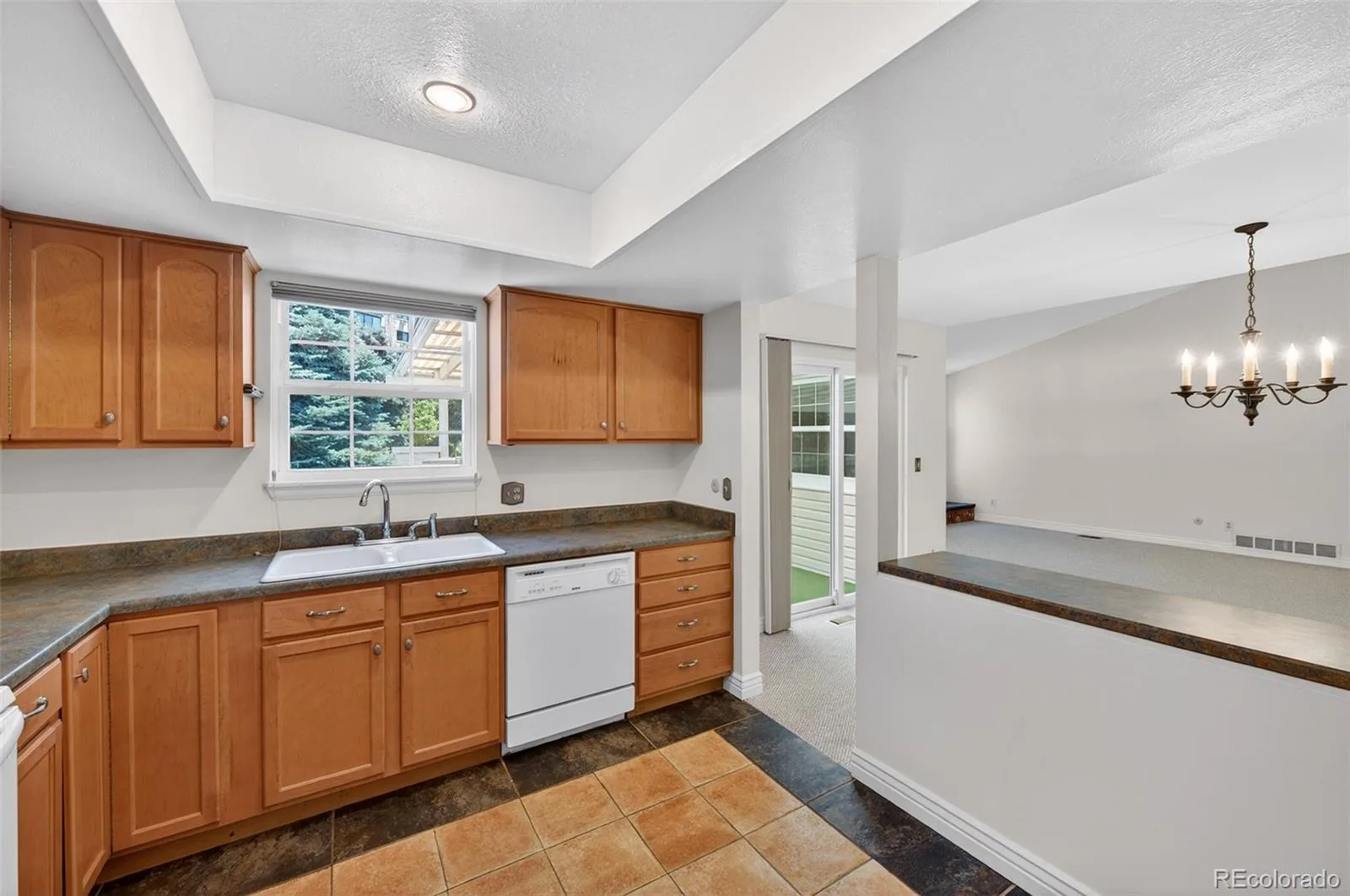 13930 E Linvale Place Aurora CO 80014 | MLS #REC4993705 06192026232232 1600 13