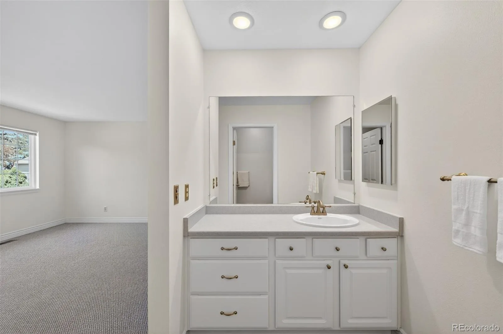 13930 E Linvale Place Aurora CO 80014 | MLS #REC4993705 06192026232232 1600 22