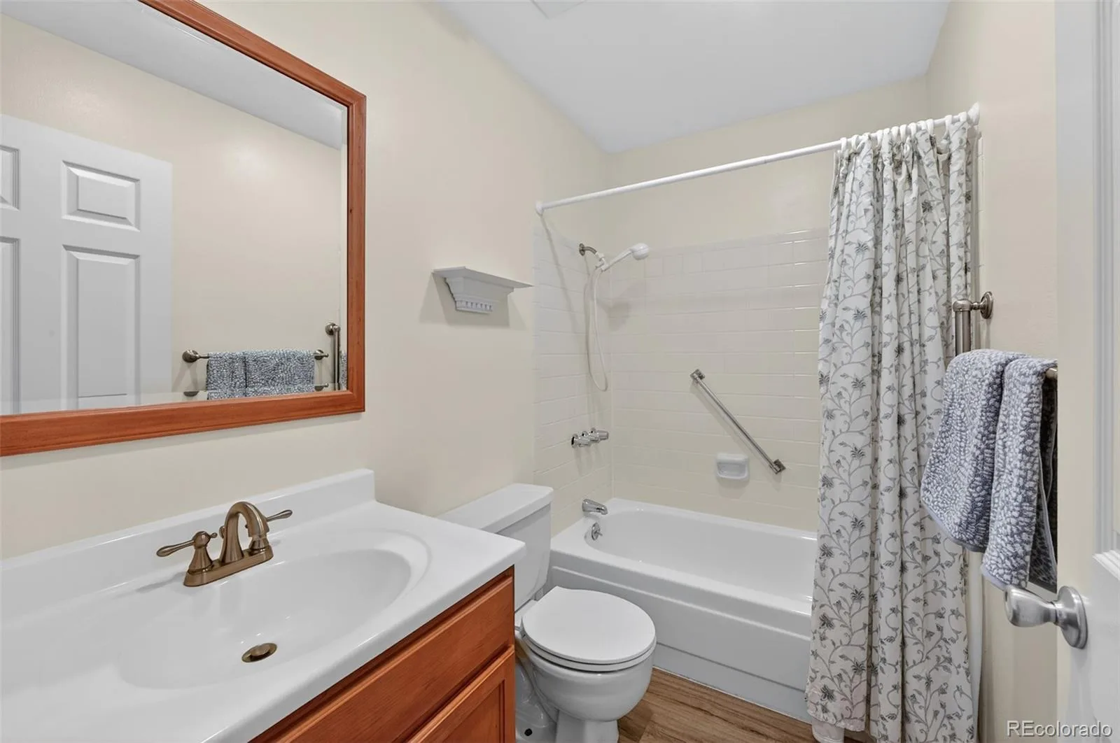 13930 E Linvale Place Aurora CO 80014 | MLS #REC4993705 06192026232232 1600 26