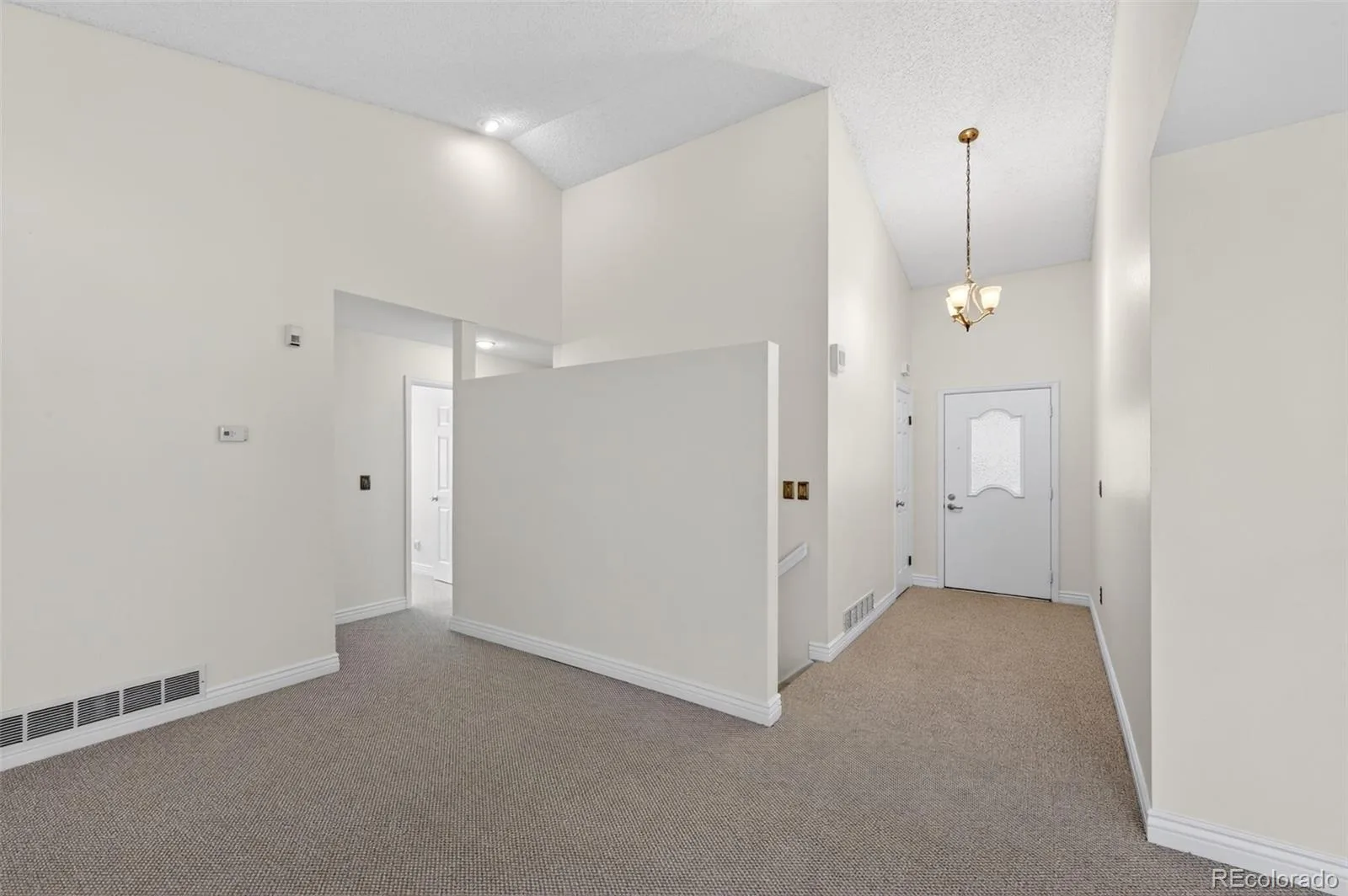 13930 E Linvale Place Aurora CO 80014 | MLS #REC4993705 06192026232232 1600 3