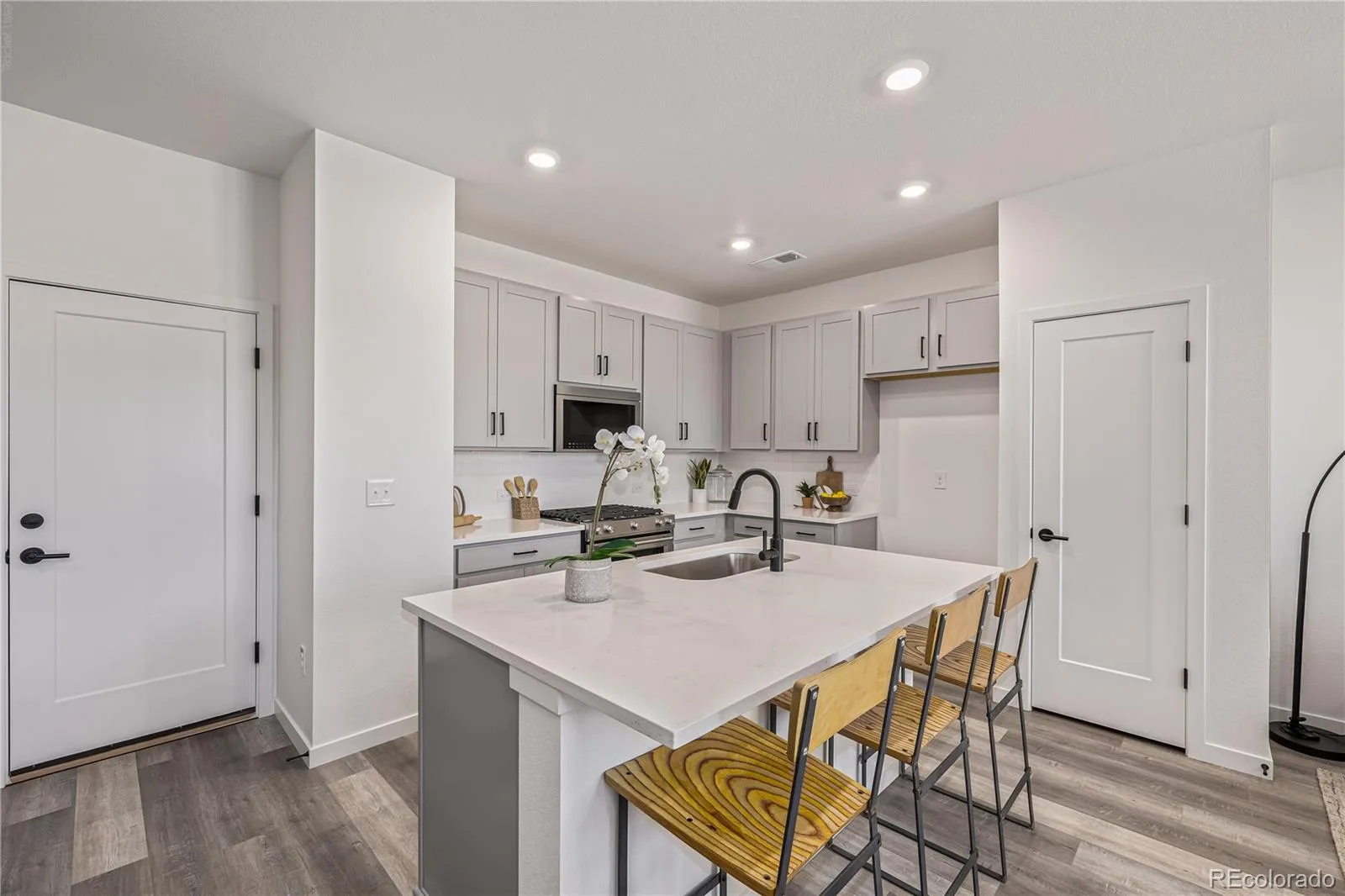 5688 N Killarney Court Aurora CO 80019 | MLS #REC4995076 07302026213622 1600 14