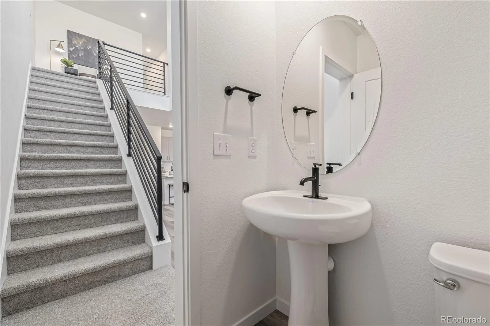 5688 N Killarney Court Aurora CO 80019 | MLS #REC4995076 07302026213622 1600 23