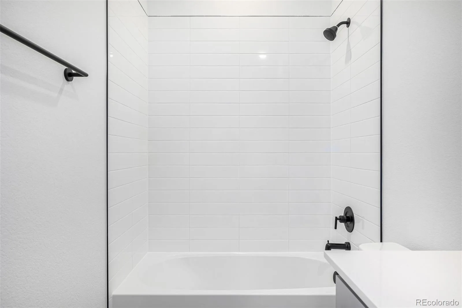 5688 N Killarney Court Aurora CO 80019 | MLS #REC4995076 07302026213622 1600 30