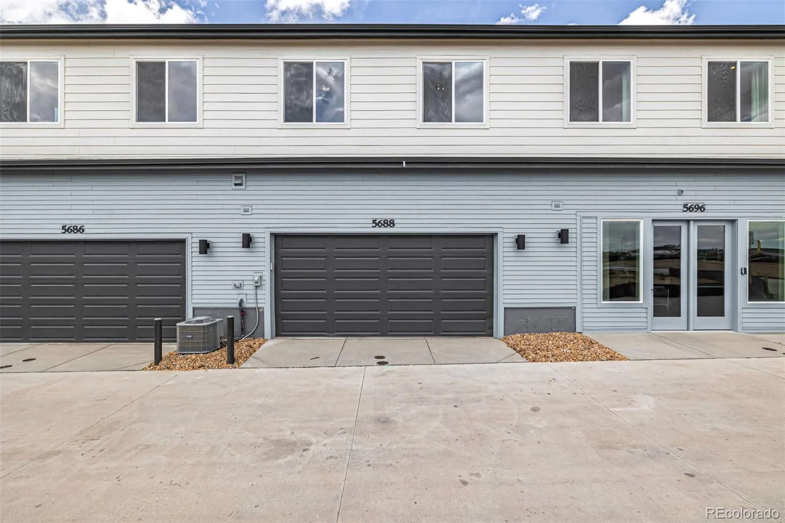 5688 N Killarney Court Aurora CO 80019 | MLS #REC4995076 07302026213622 1600 40