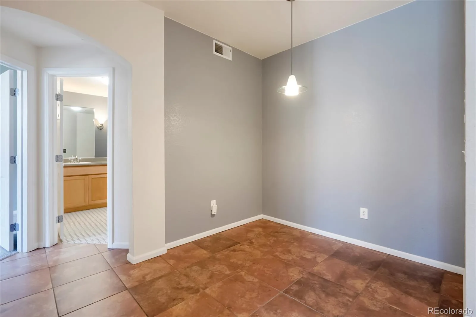 3852 S Dallas Street #8-205 Aurora CO 80014 MLS #REC4996416 06262026151533 1600 11