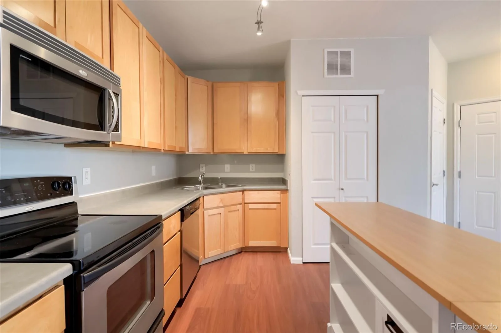 3852 S Dallas Street #8-205 Aurora CO 80014 MLS #REC4996416 06262026151533 1600 9