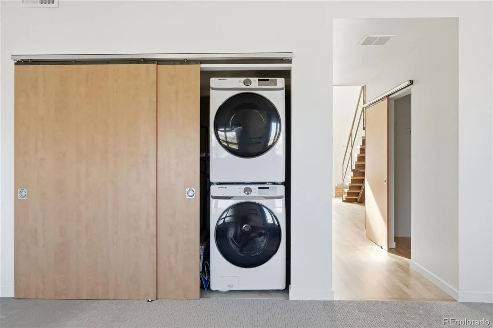 04012026151038 1600 12