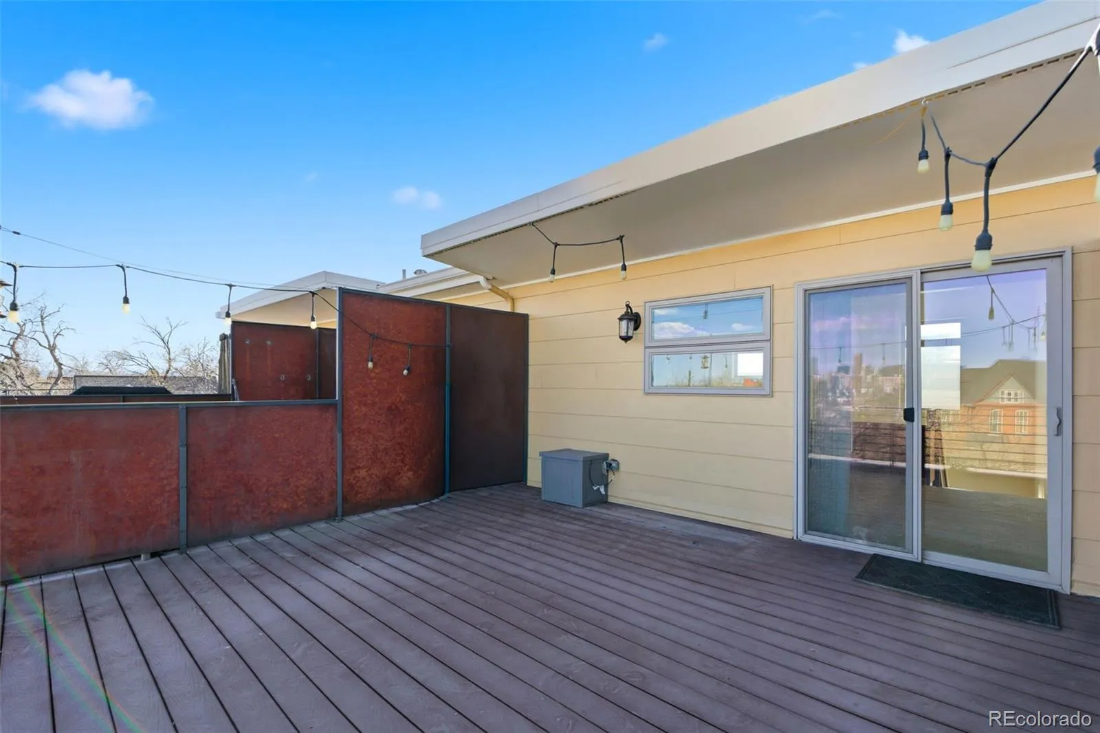 04012026151038 1600 18