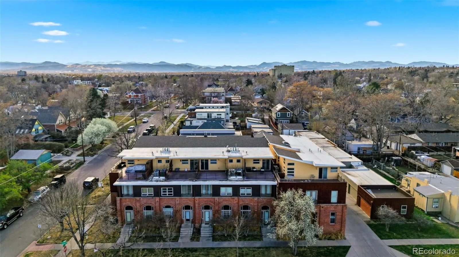 04012026151038 1600 24