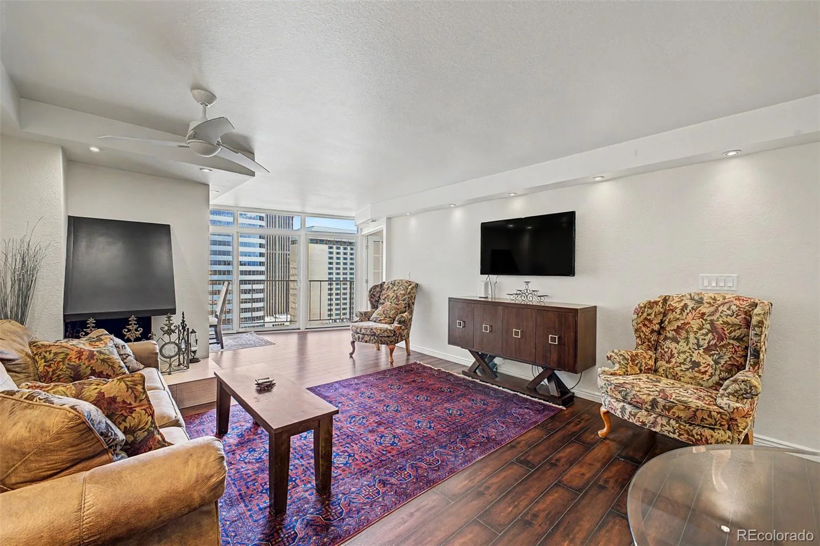 1777 Larimer Street #1911 Denver CO 80202 MLS #REC4998010 07142026202719 1600 3