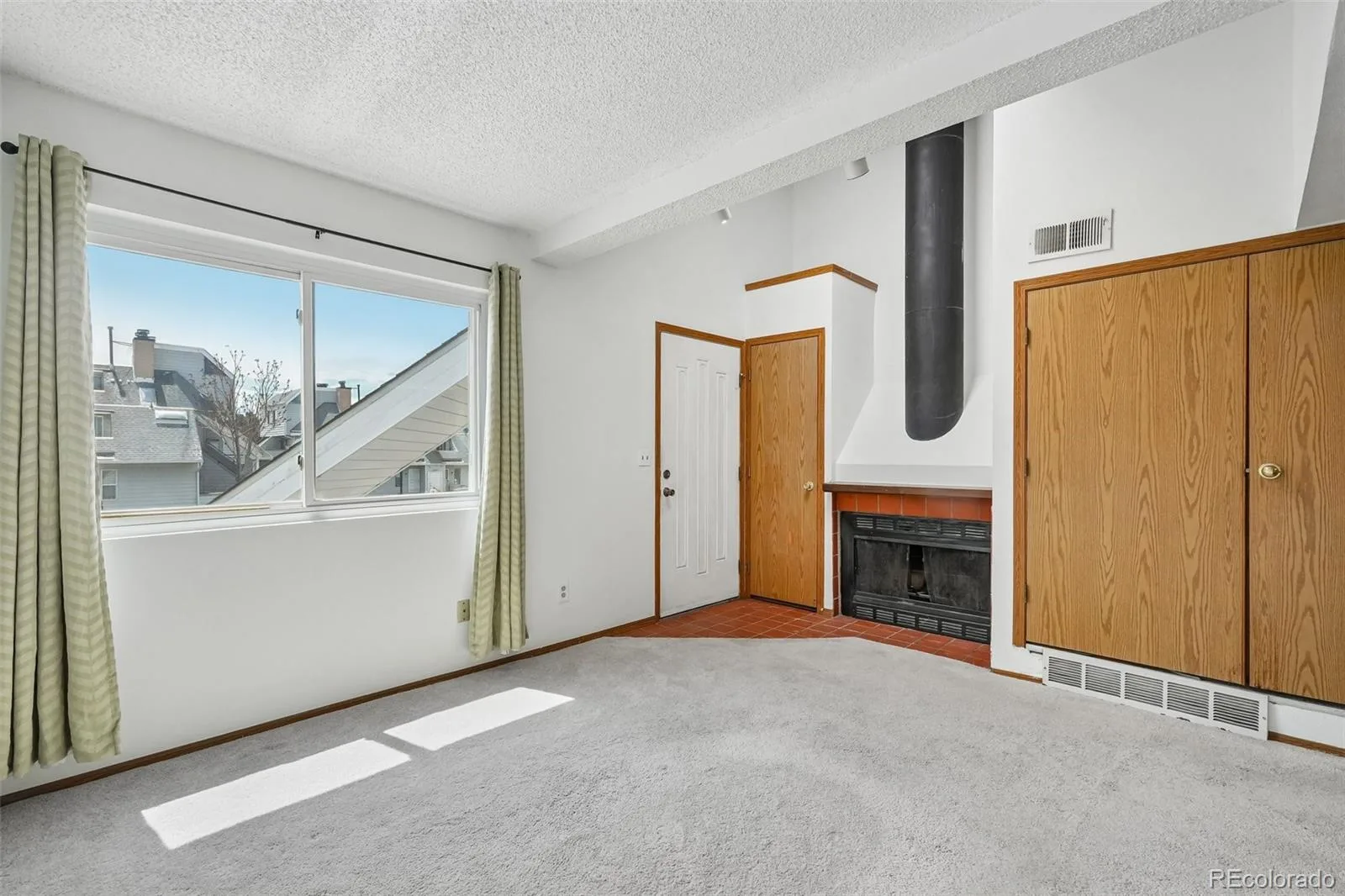 17053 E Tennessee Drive #214 Aurora CO 80017 | MLS #REC4999534 07312026221132 1600 2
