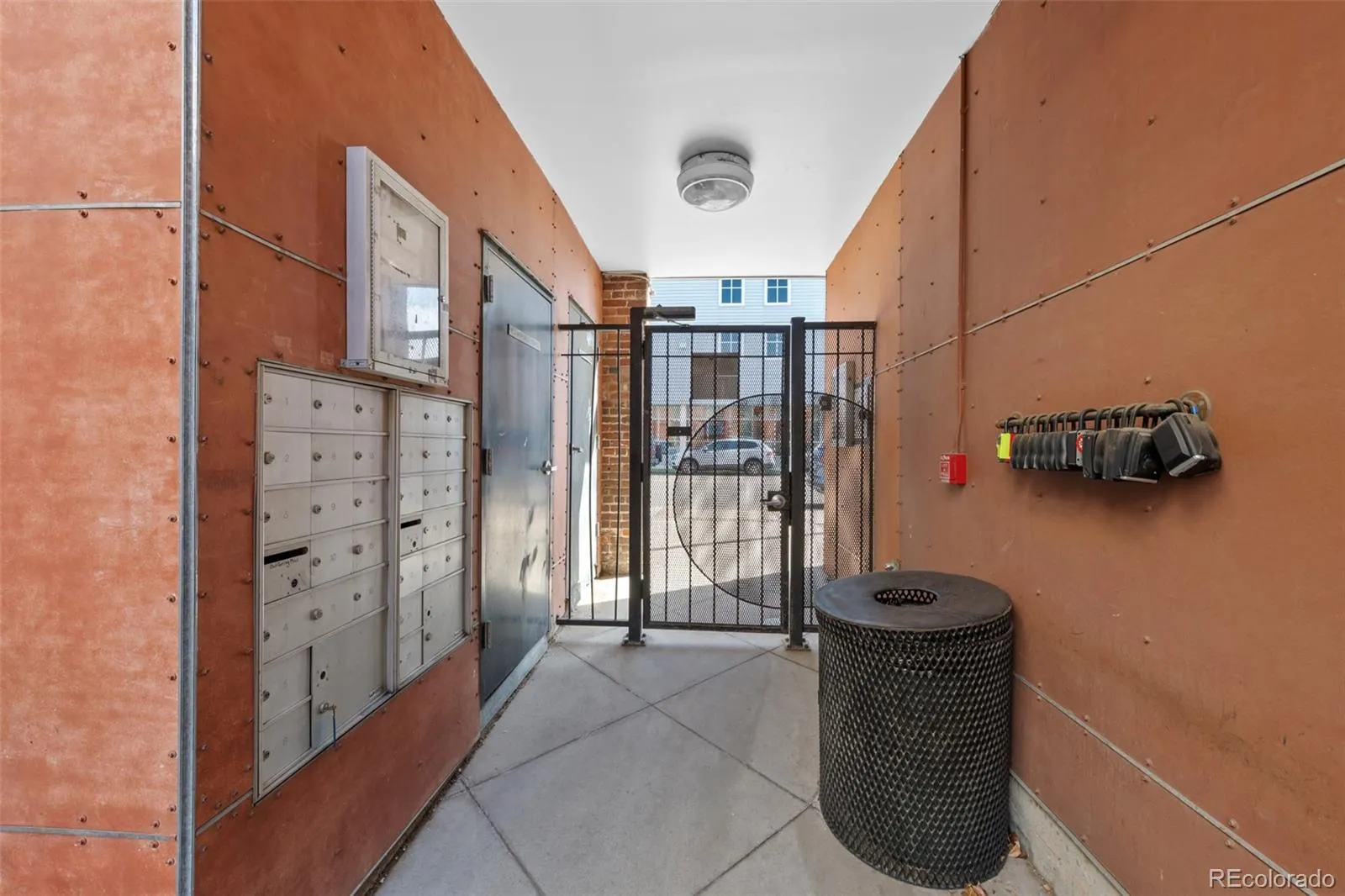 3225 Blake Street #8 Denver CO 80205 MLS #REC5001020 05282026015033 1600 20