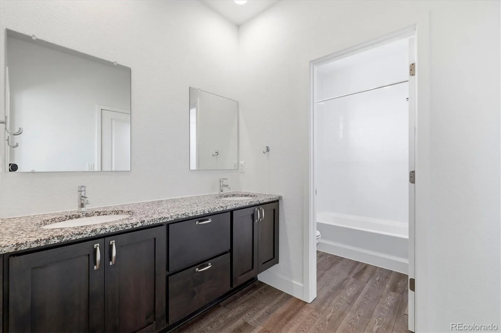 6638 Zuni Street Denver CO 80221 MLS #REC5002657 07042026043310 1600 24