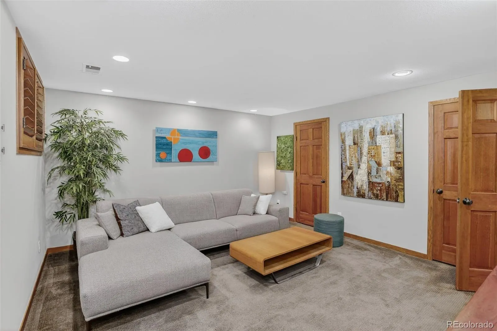 04152026231035 1600 33