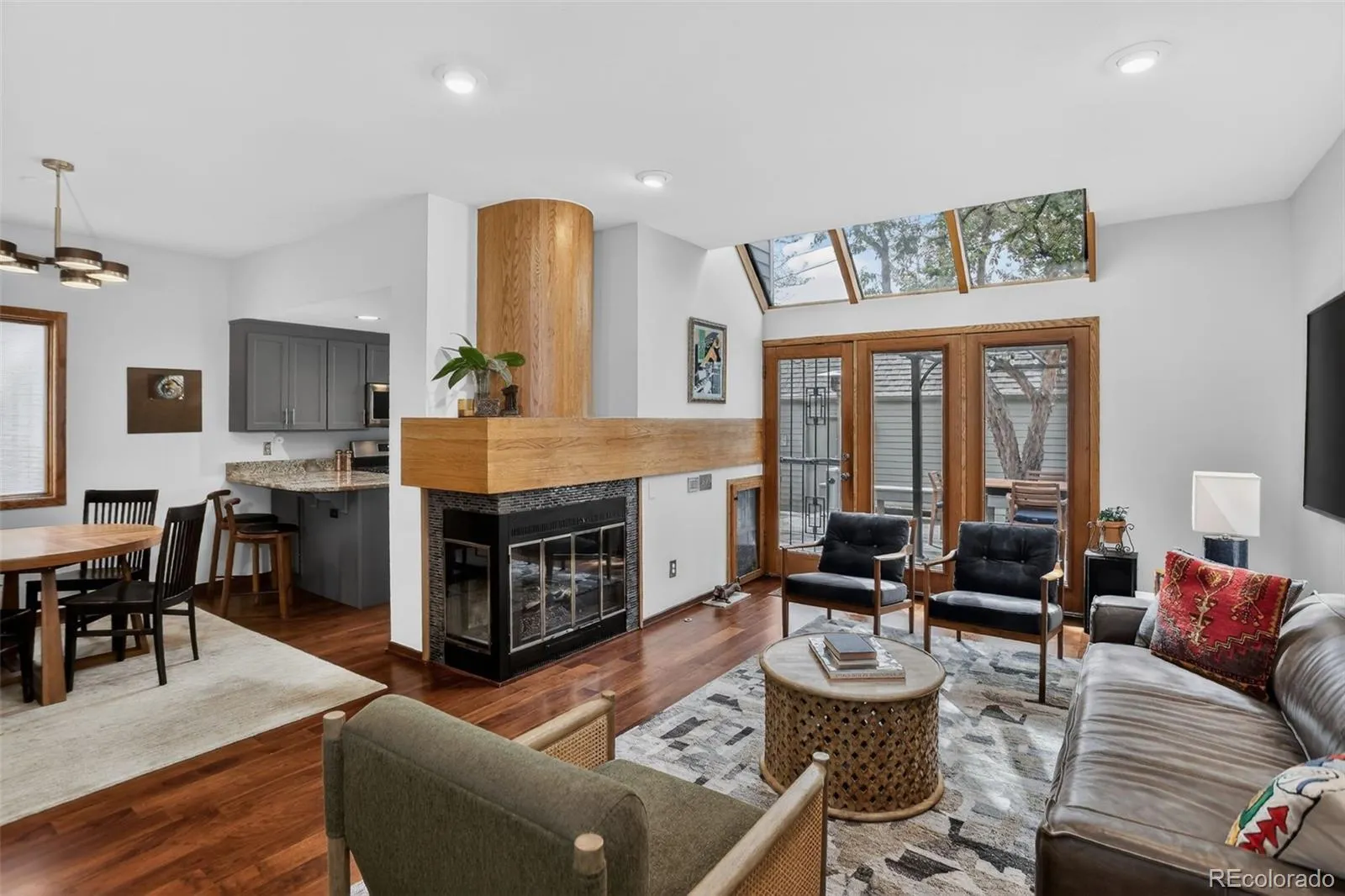 04152026231035 1600 6