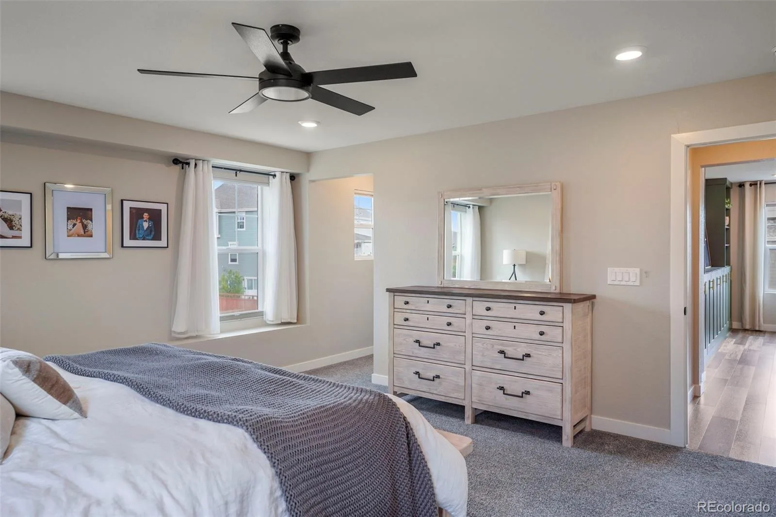 4145 Forever Circle Castle Rock CO 80109 | MLS #REC5003619 08272026163335 1600 21