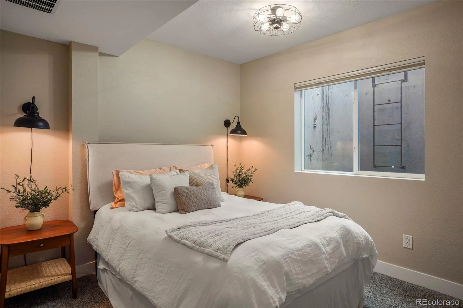 4145 Forever Circle Castle Rock CO 80109 | MLS #REC5003619 08272026163335 1600 33
