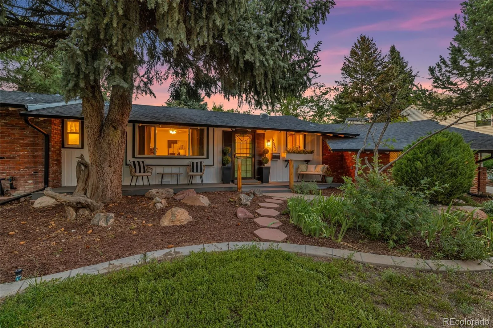 2005 W Davies Avenue Littleton CO 80120 | MLS #REC5004906 08212026031034 1600 1