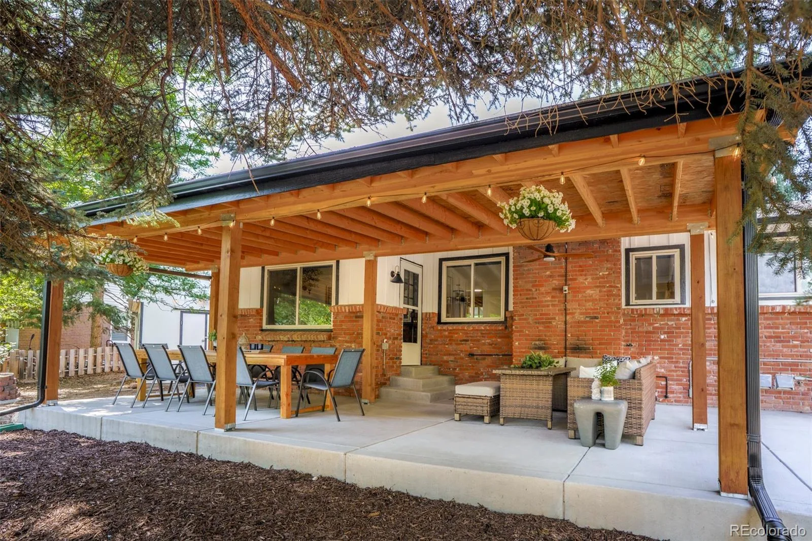 2005 W Davies Avenue Littleton CO 80120 | MLS #REC5004906 08212026031034 1600 30