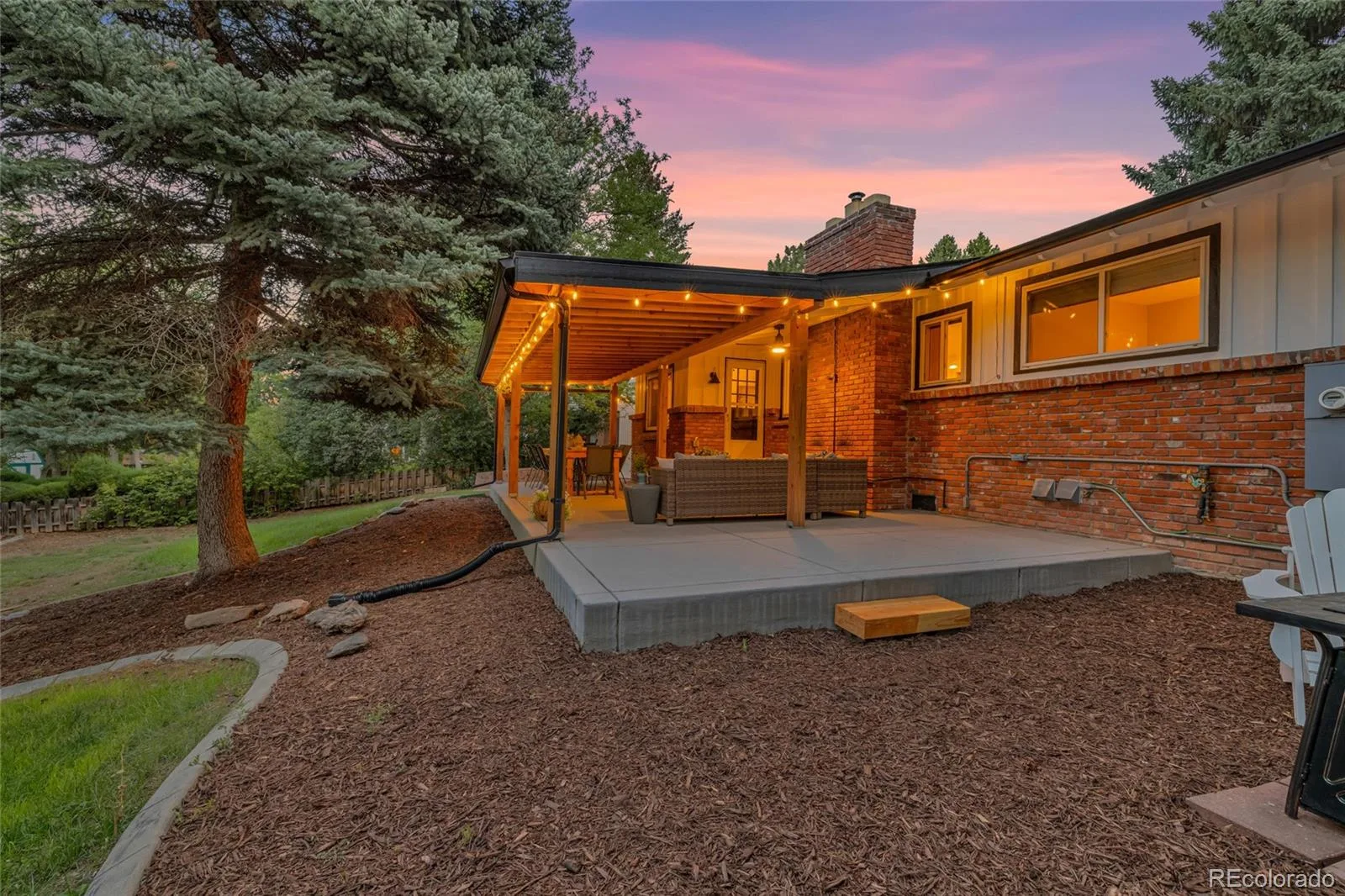 2005 W Davies Avenue Littleton CO 80120 | MLS #REC5004906 08212026031034 1600 33