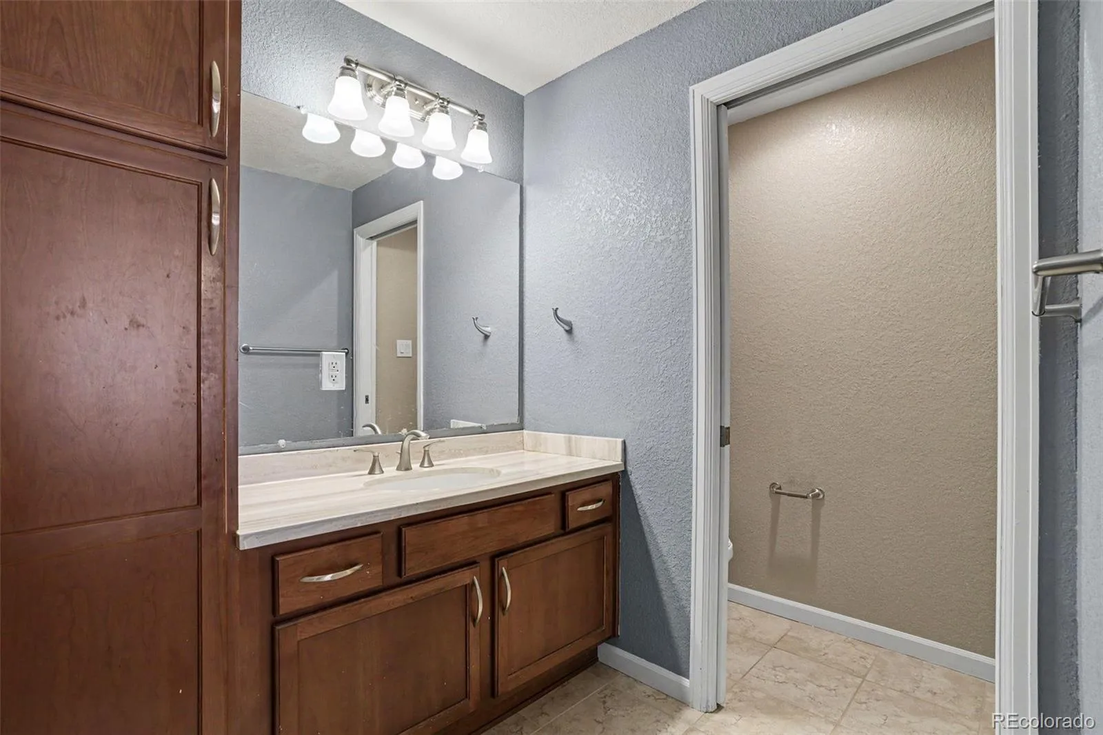 1865 W Dixie Place Denver CO 80221 | MLS #REC5006246 08292026175338 1600 12