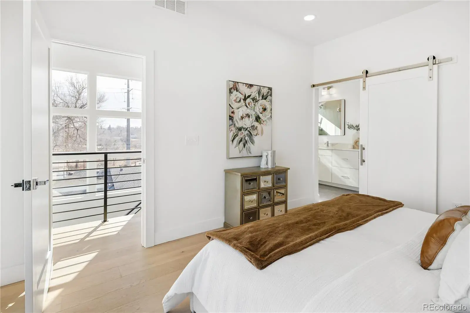 03032026221044 1600 30