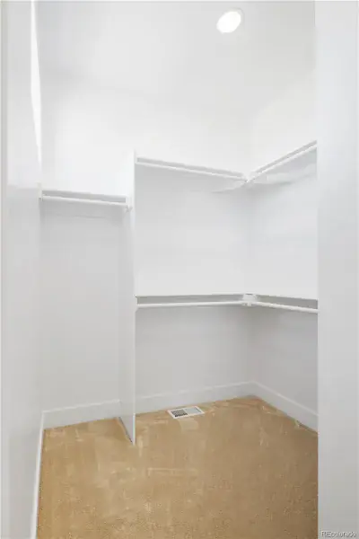 03032026221044 800 22