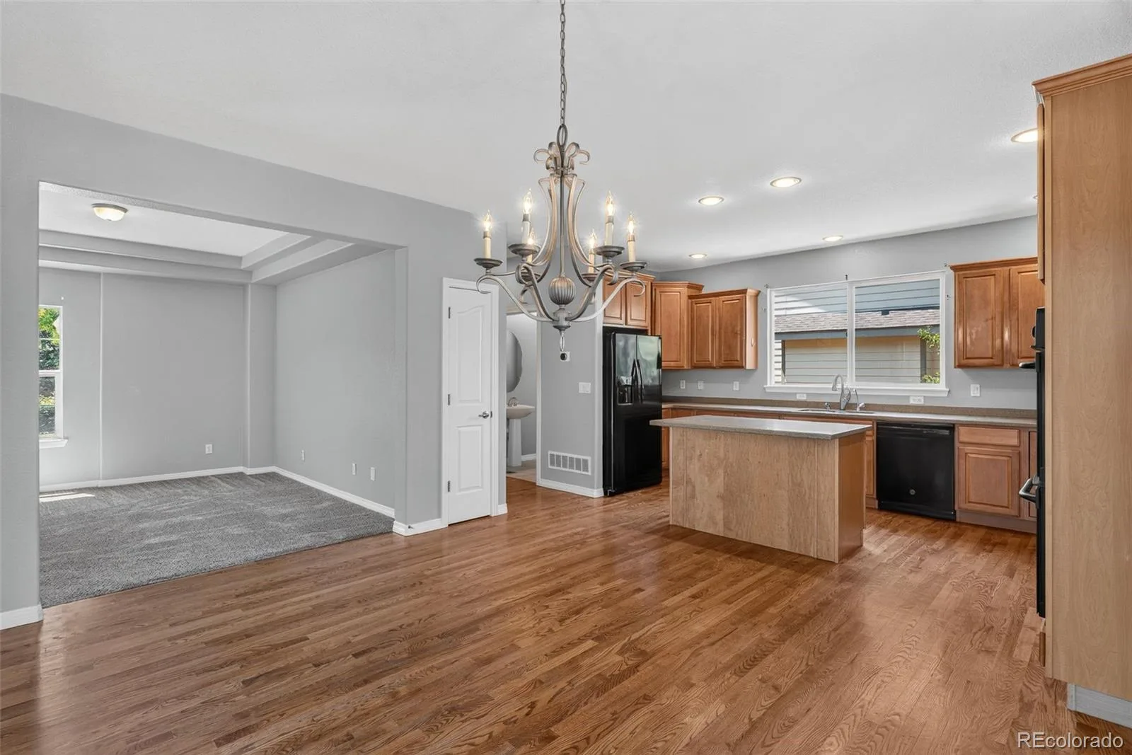 17463 E 98th Way Commerce City CO 80022 | MLS #REC5007359 08062026140839 1600 12