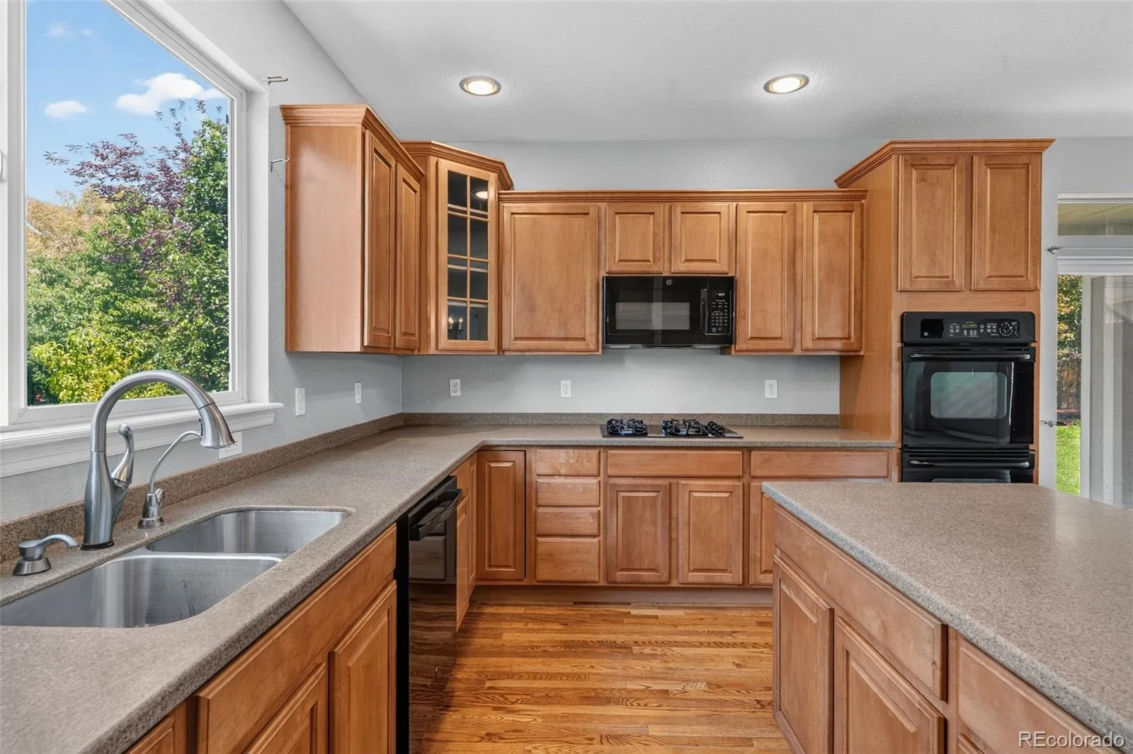 17463 E 98th Way Commerce City CO 80022 | MLS #REC5007359 08062026140839 1600 14