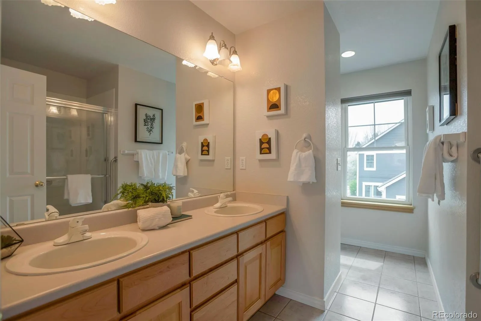 04062026002231 1600 22