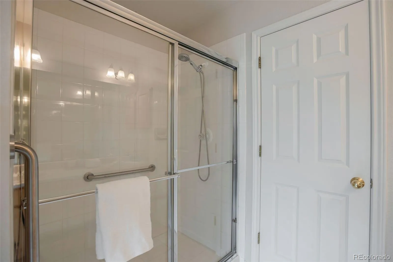 04062026002231 1600 30