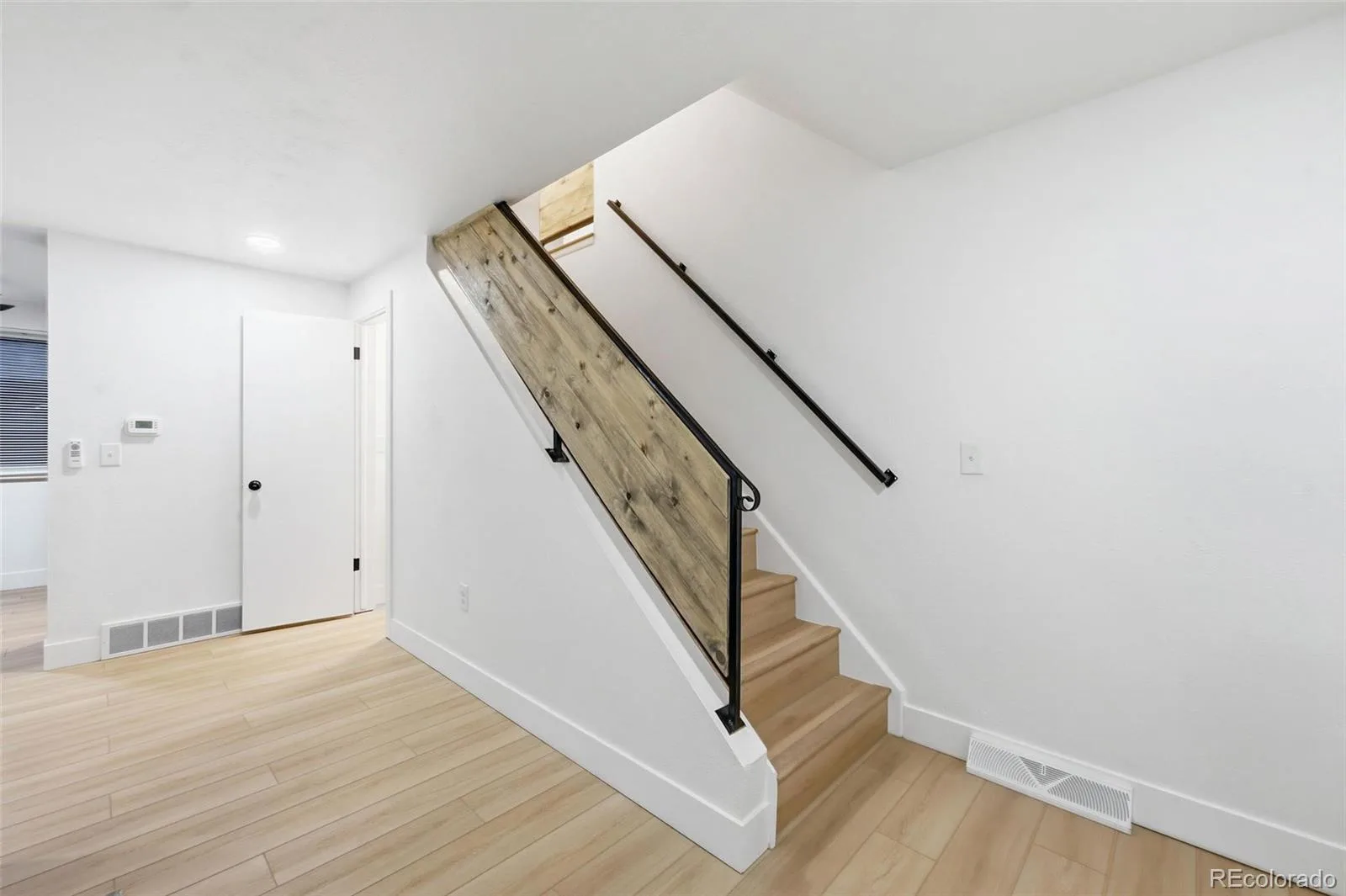 4643 Independence Street #9 Wheat Ridge CO 80033 | MLS #REC5011588 08222026004137 1600 13