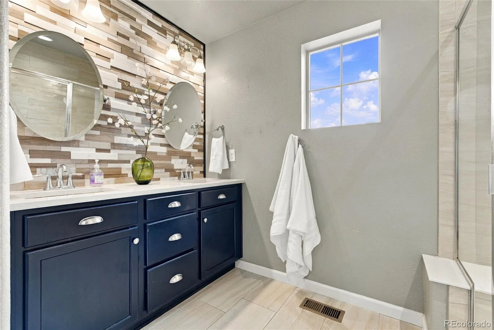 2259 S Orchard Street Lakewood CO 80228 | MLS #REC5015153 09242026070250 1600 23